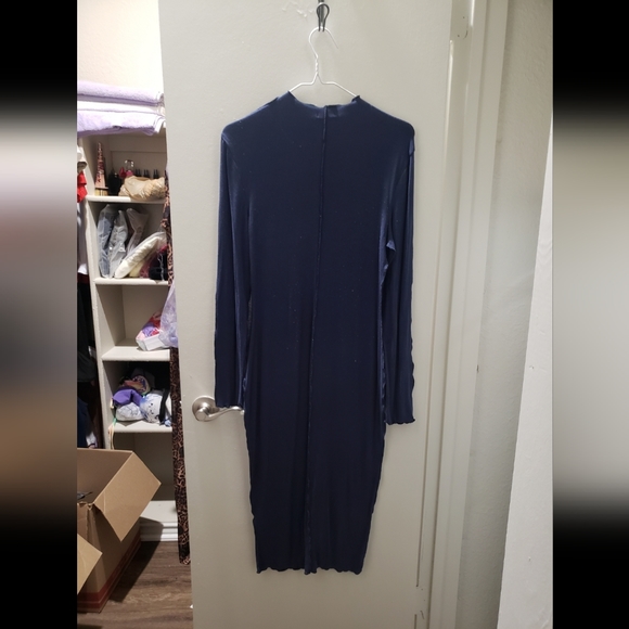 🟥Large Navy Blue Long Sleeve Midi - Picture 4 of 5